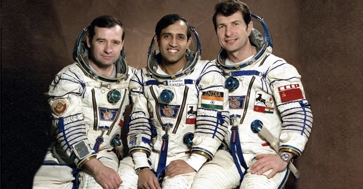 Astronaut Rakesh Sharma said India looks saare jahaan se achcha from space - interesting facts about India